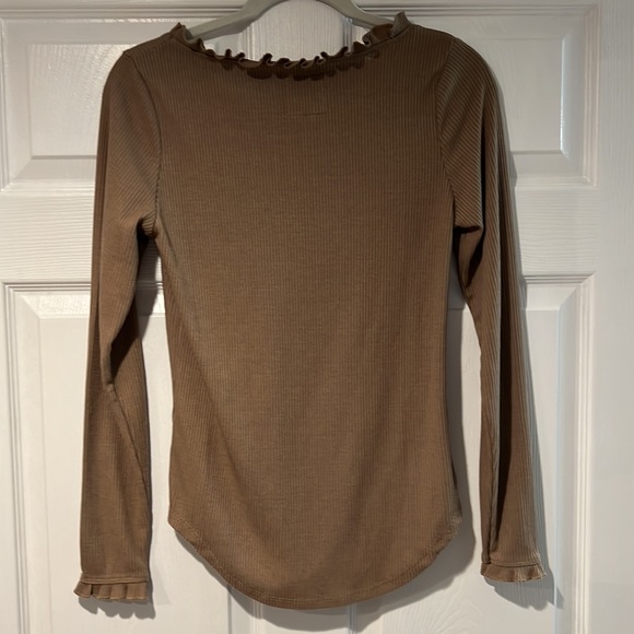 CHASER Brand Long Sleeve Tee Shirt, mocha , size medium. (NWOT) - Picture 5 of 12